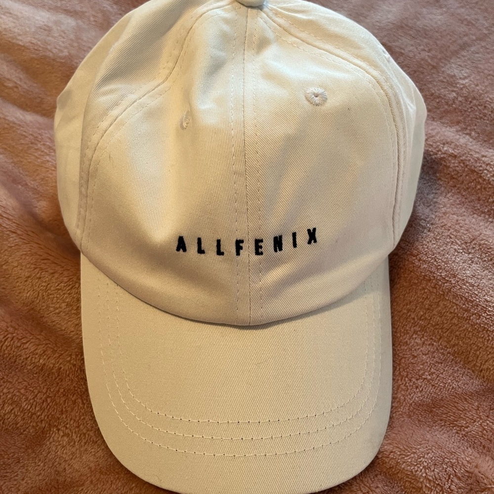 All Fenix Sleek Logo Cap